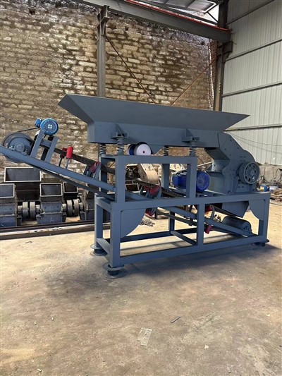 Fábrica de producción de arena que tritura residuos de construcción y rocas calizas para obtener arena en polvo adecuada para arena de construcción